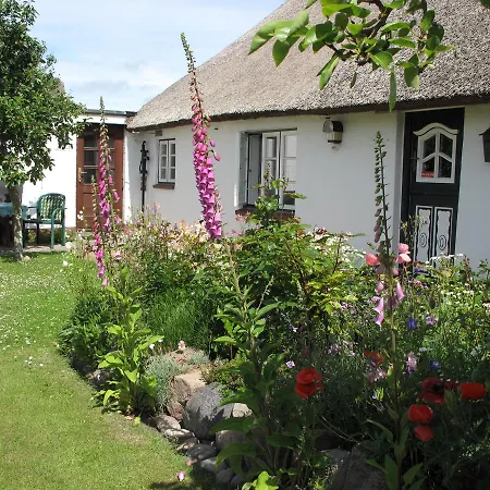 Haus-an-de-marsch * Midlum (Schleswig-Holstein)